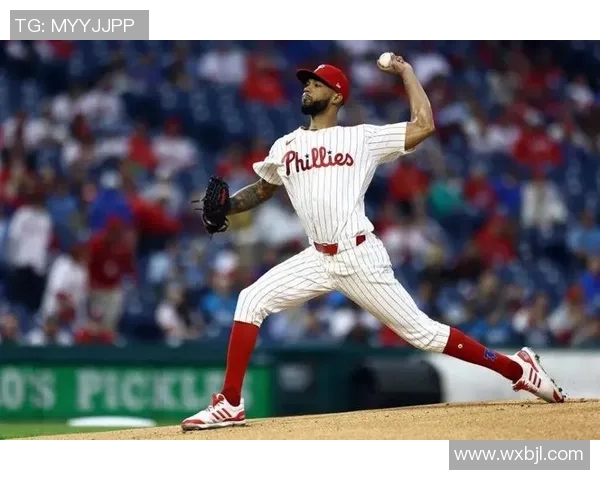 31号球星的传奇之路 从默默无闻到世界足球舞台的闪耀明星 31号球星的传奇之路 从默默无闻到世界足球舞台的闪耀明星